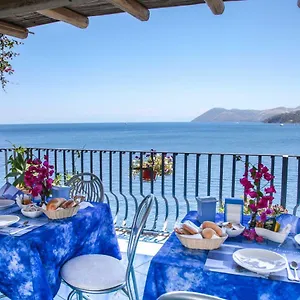 Alta Marea 3*, Città di Lipari Italia